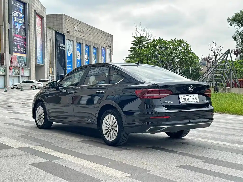 VOLKSWAGEN LAVIDA 2022