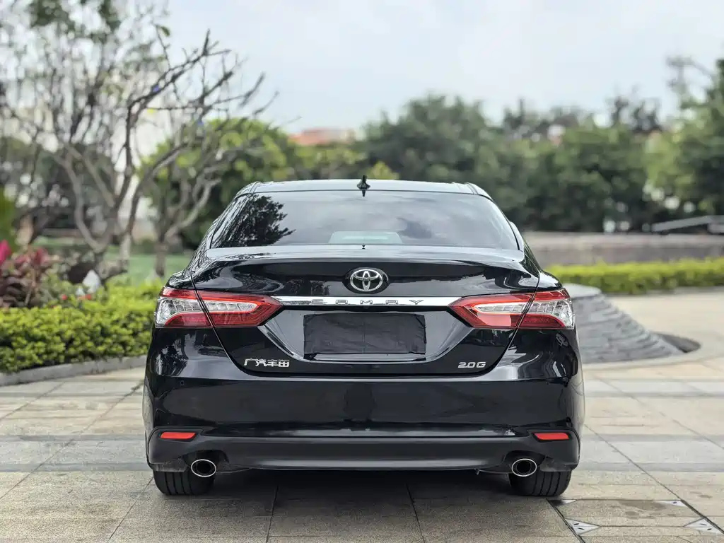 TOYOTA CAMRY 2023