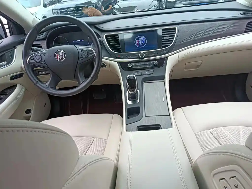 BUICK LACROSSE 2022