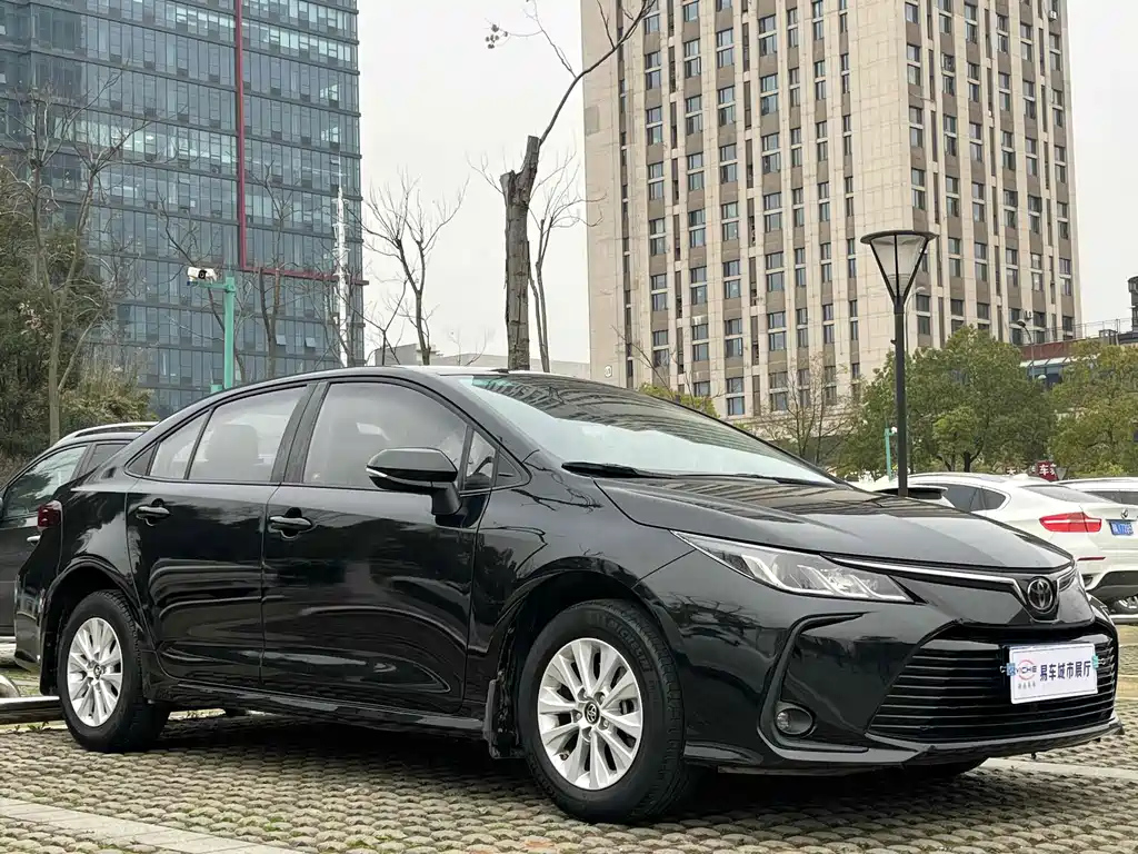TOYOTA COROLLA 2020