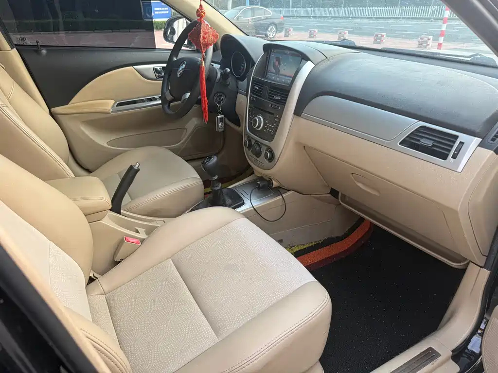 BUICK EXCELLE 2013