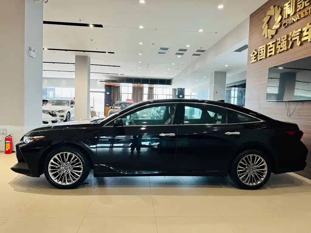 TOYOTA AVALON 2019