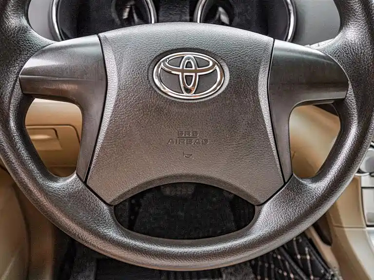 TOYOTA HIGHLANDER 2015