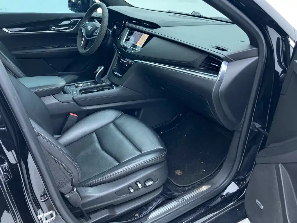 CADILLAC XT5 2020