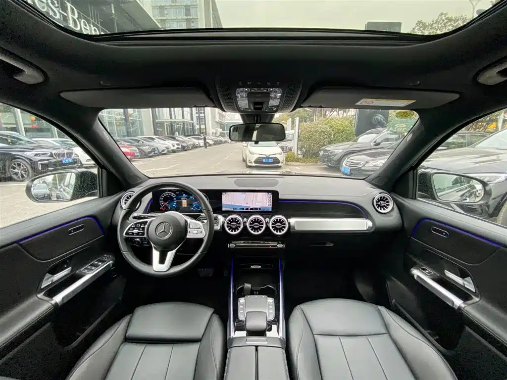 MERCEDES BENZ GLB 2022