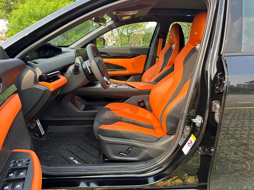 CHANGAN UNI-V 2023