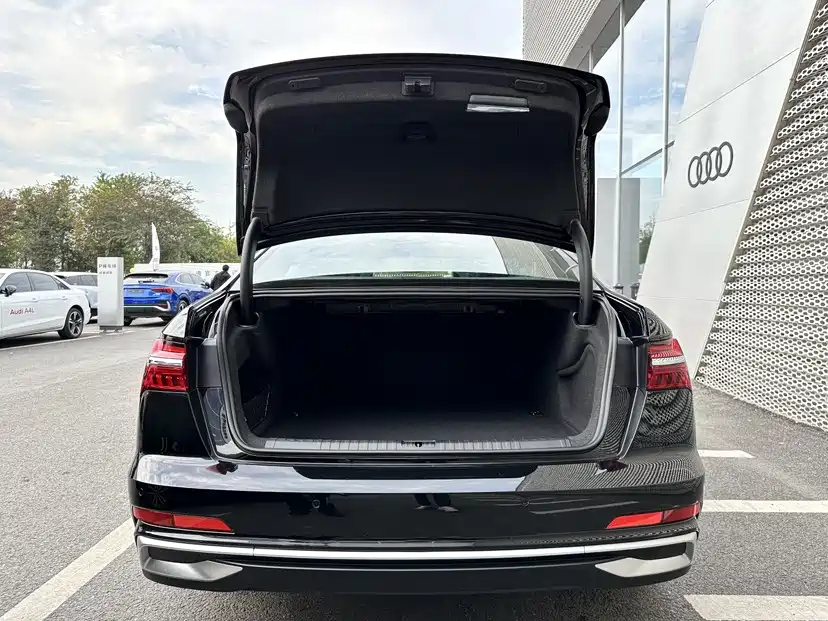 AUDI A6L 2024