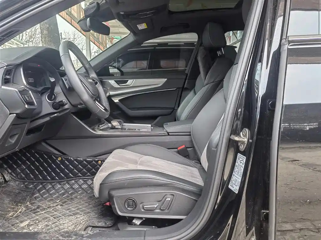 AUDI A6L 2023