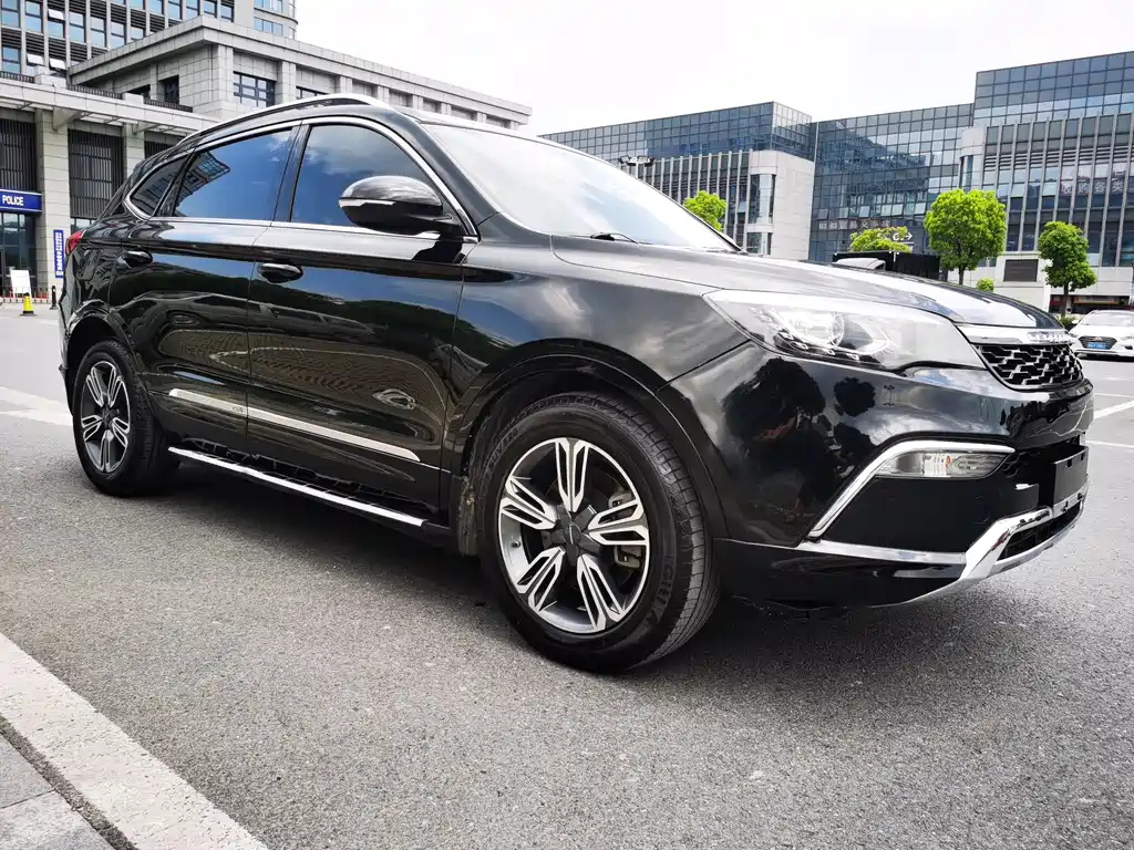 LEOPAARD CS10 2017