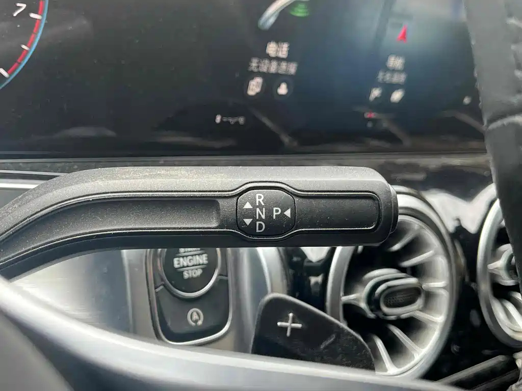 MERCEDES BENZ GLB 2022