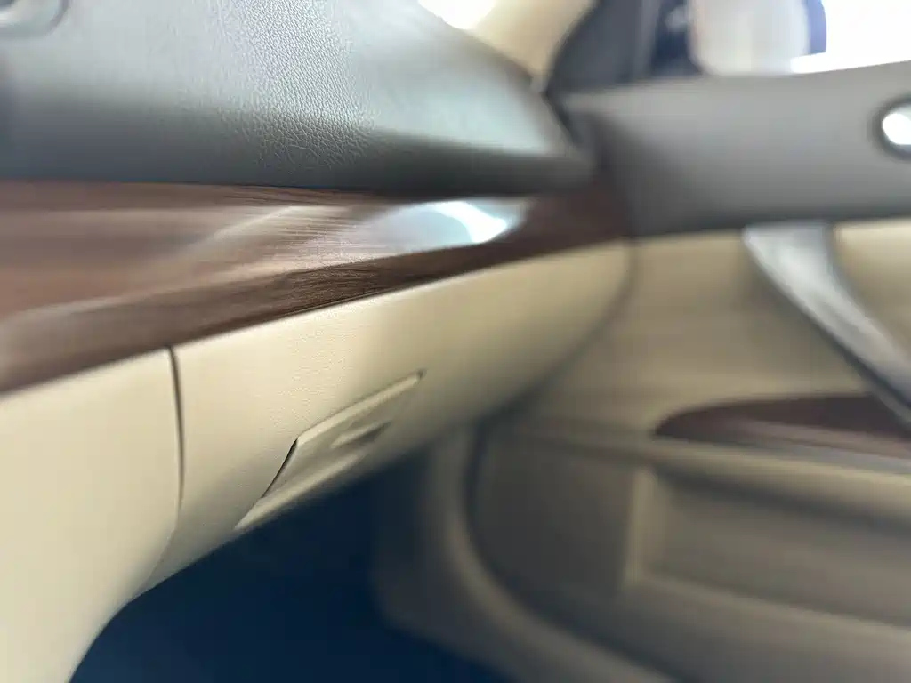 NISSAN TEANA 2013