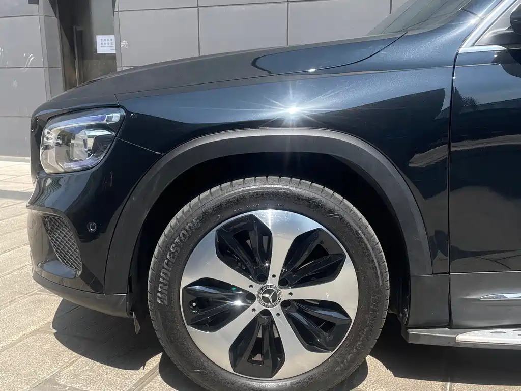 MERCEDES BENZ GLB 2022