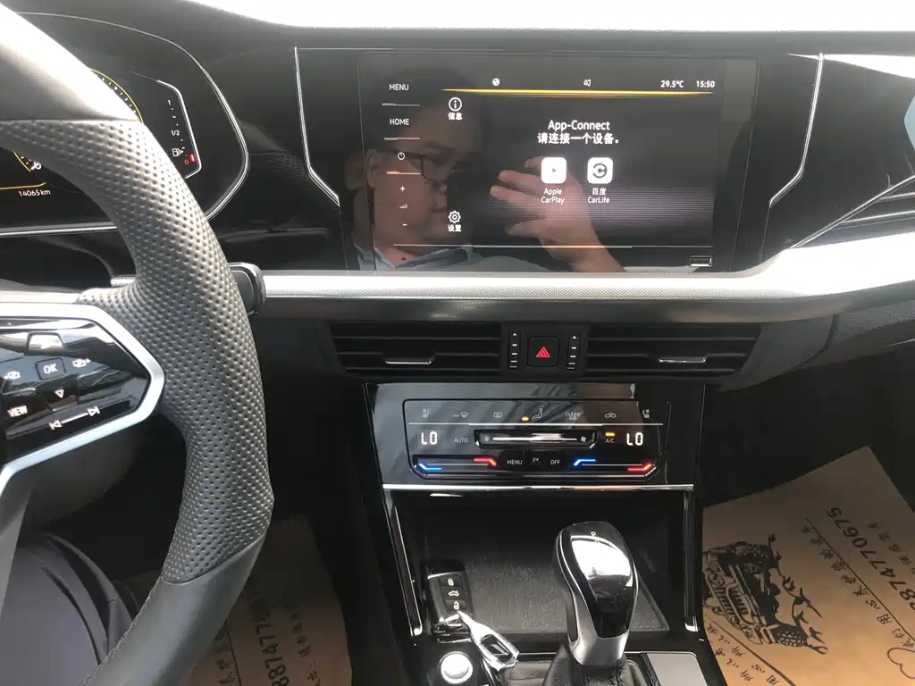 VOLKSWAGEN PASSAT 2024