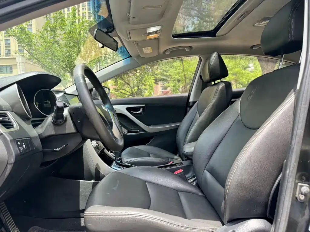 HYUNDAI ELANTRA 2014