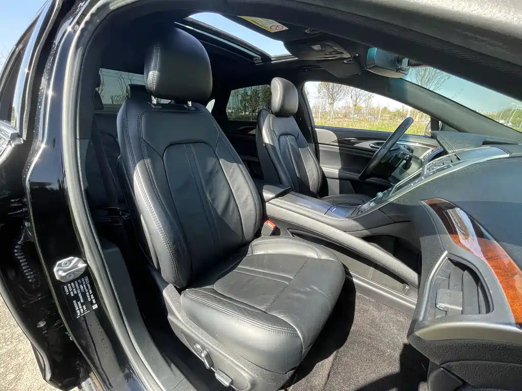 LINCOLN MKZ 2017