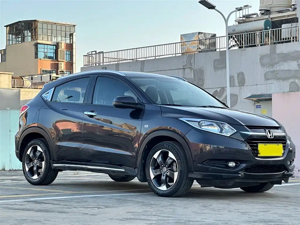 HONDA VEZEL 2016
