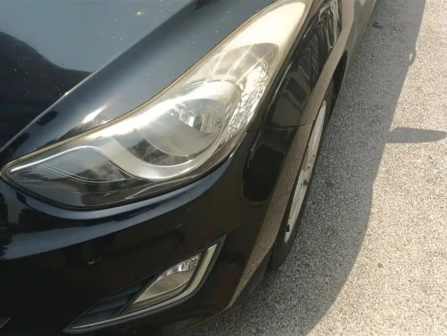 HYUNDAI ELANTRA 2013