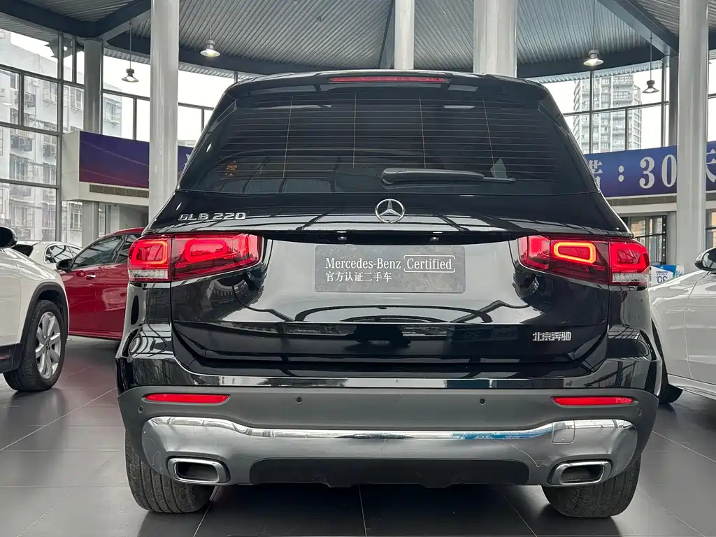 MERCEDES BENZ GLB 2022