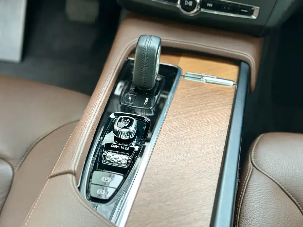 VOLVO S90 2021
