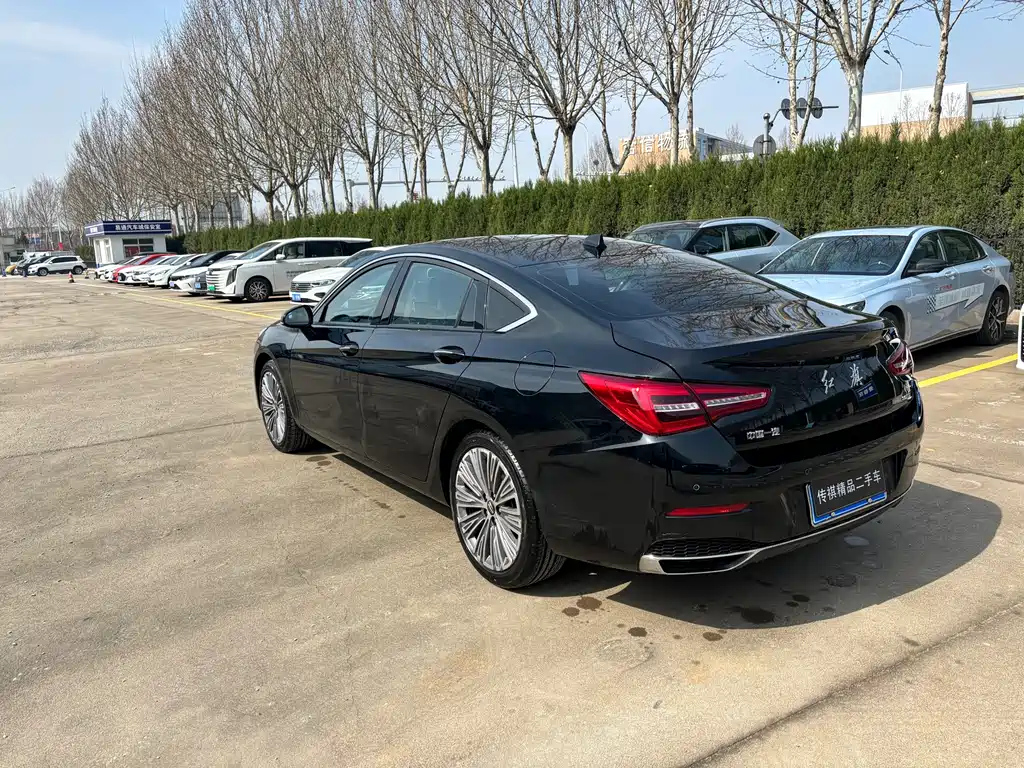 HONGQI H5 2021