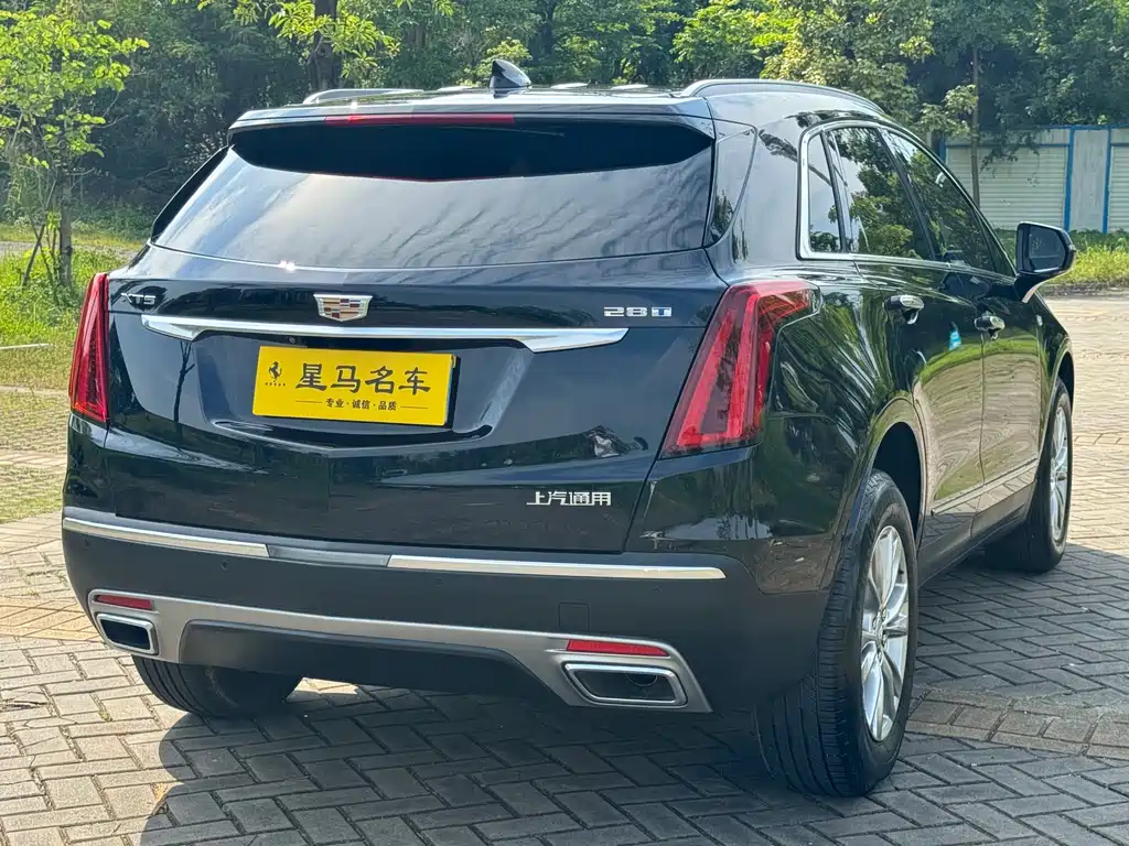 CADILLAC XT5 2022