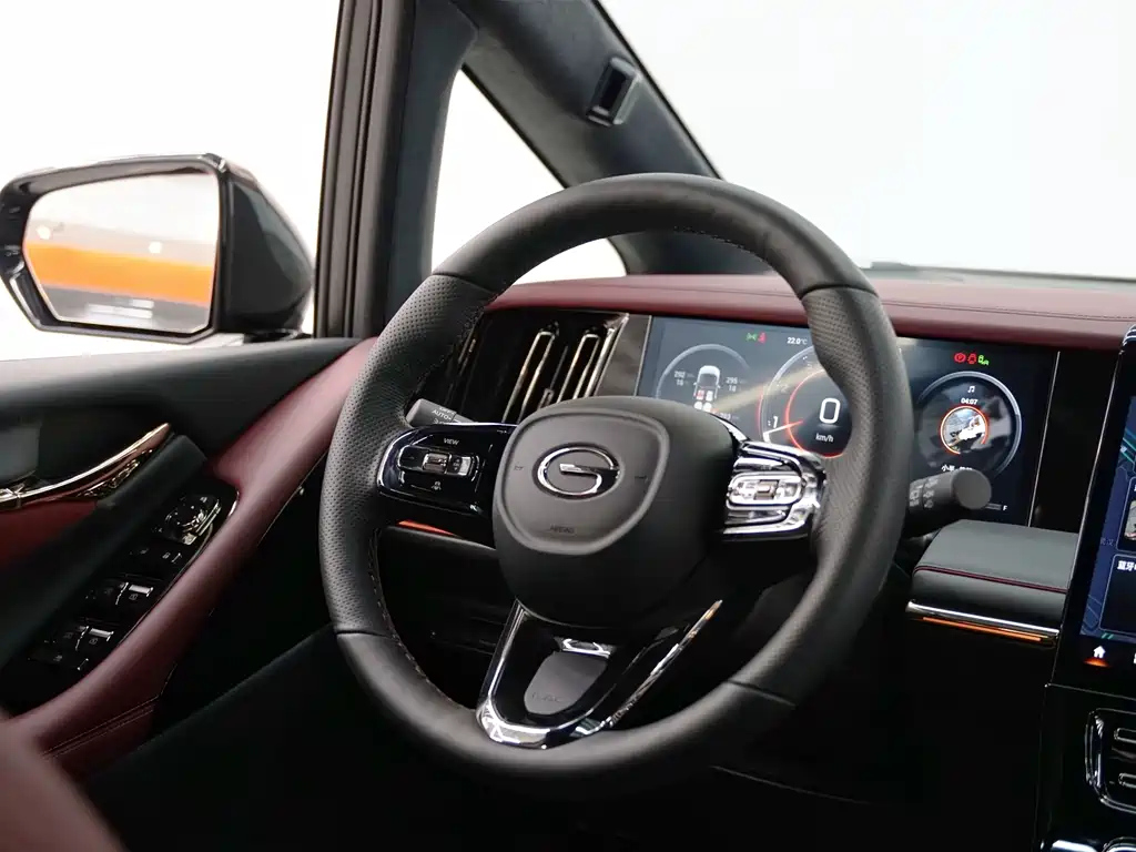 TRUMPCHI M8 2023