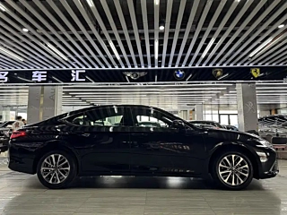 Заказать LEXUS ES