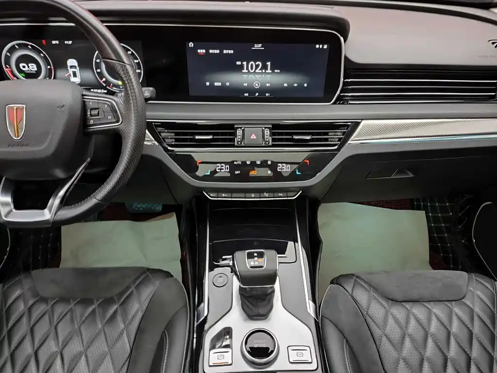 HONGQI HS5 2020