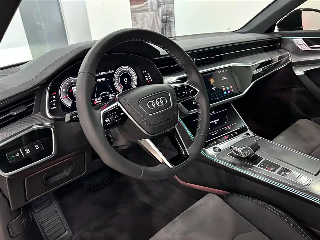 AUDI A6L 2023