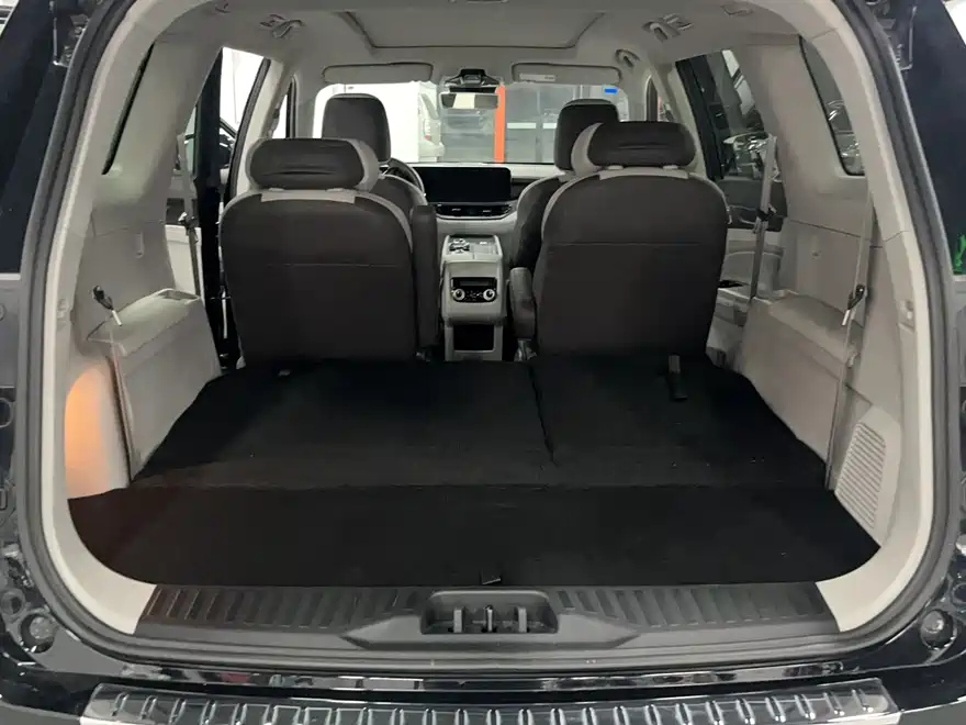 FORD EQUATOR 2023