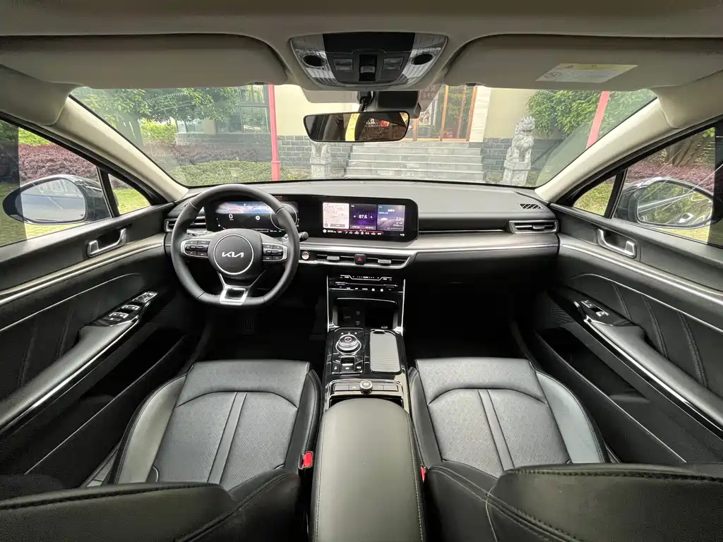 KIA K5 2021
