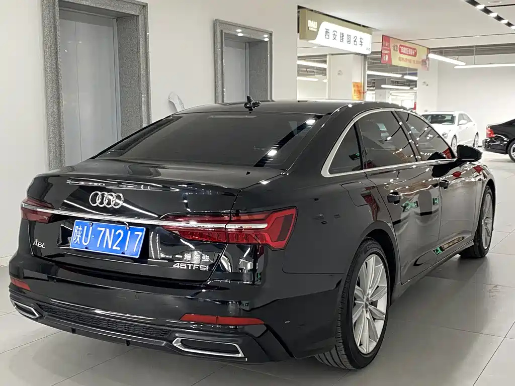 AUDI A6L 2021