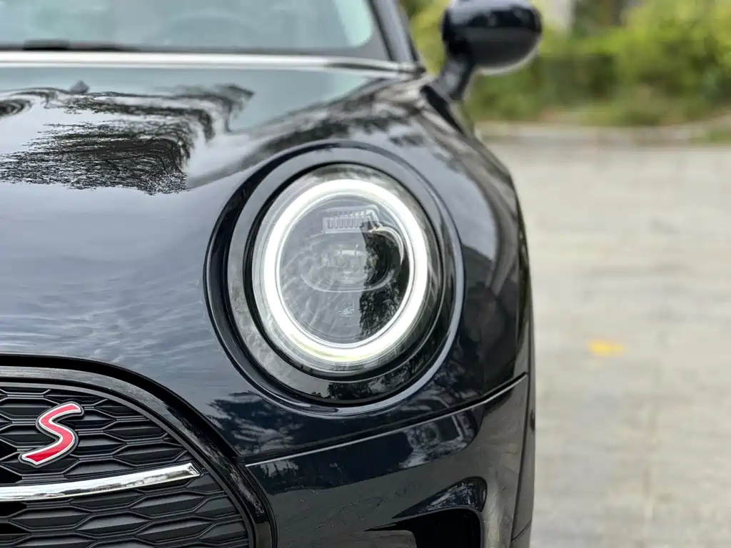 MINI CLUBMAN 2022