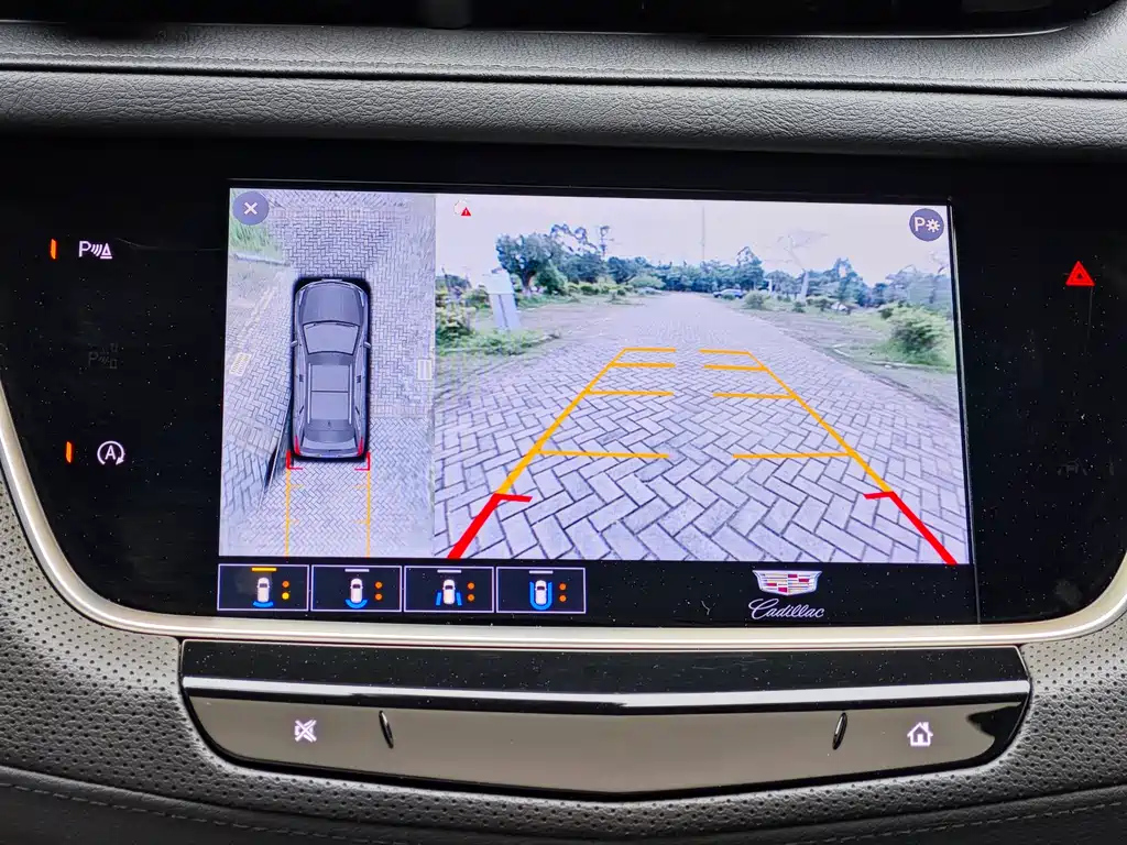 CADILLAC XT5 2023