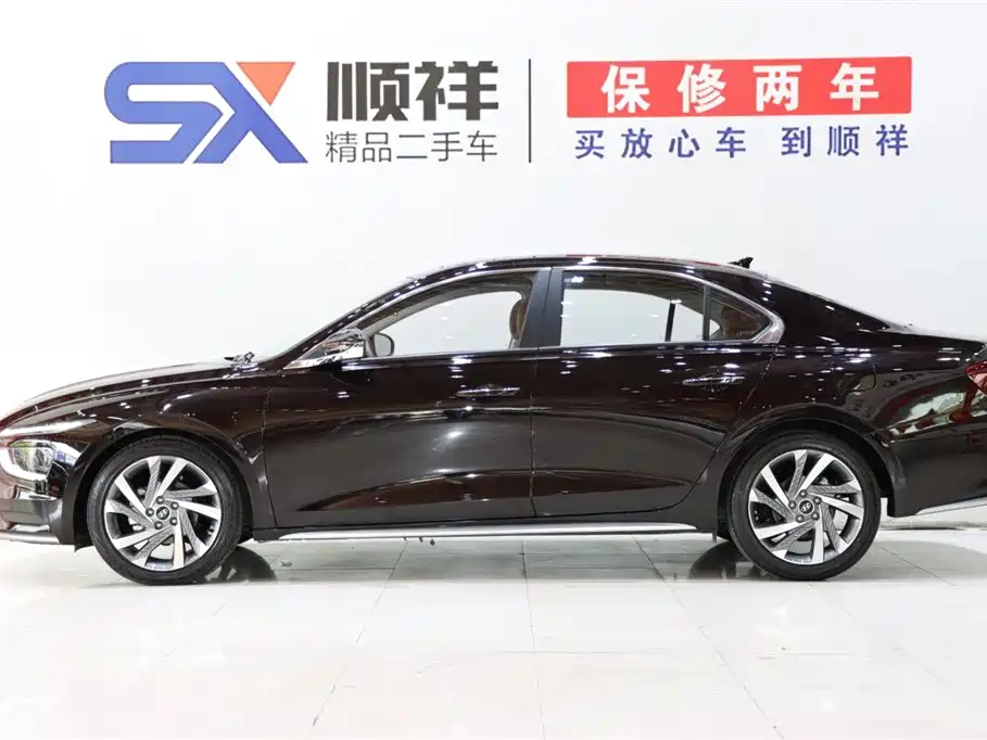 HYUNDAI MISTRA 2021