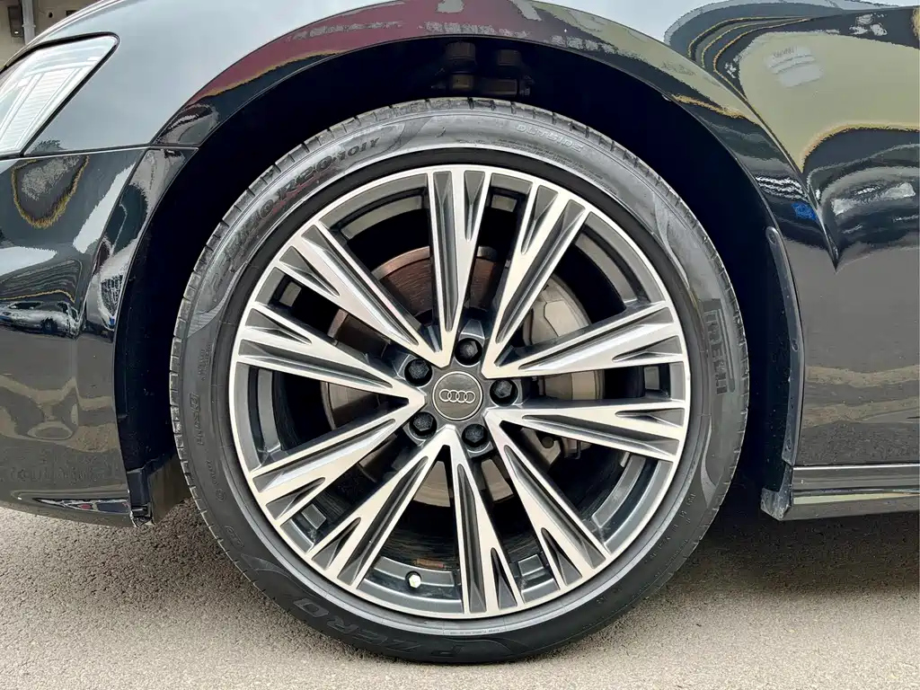 AUDI A6L 2020
