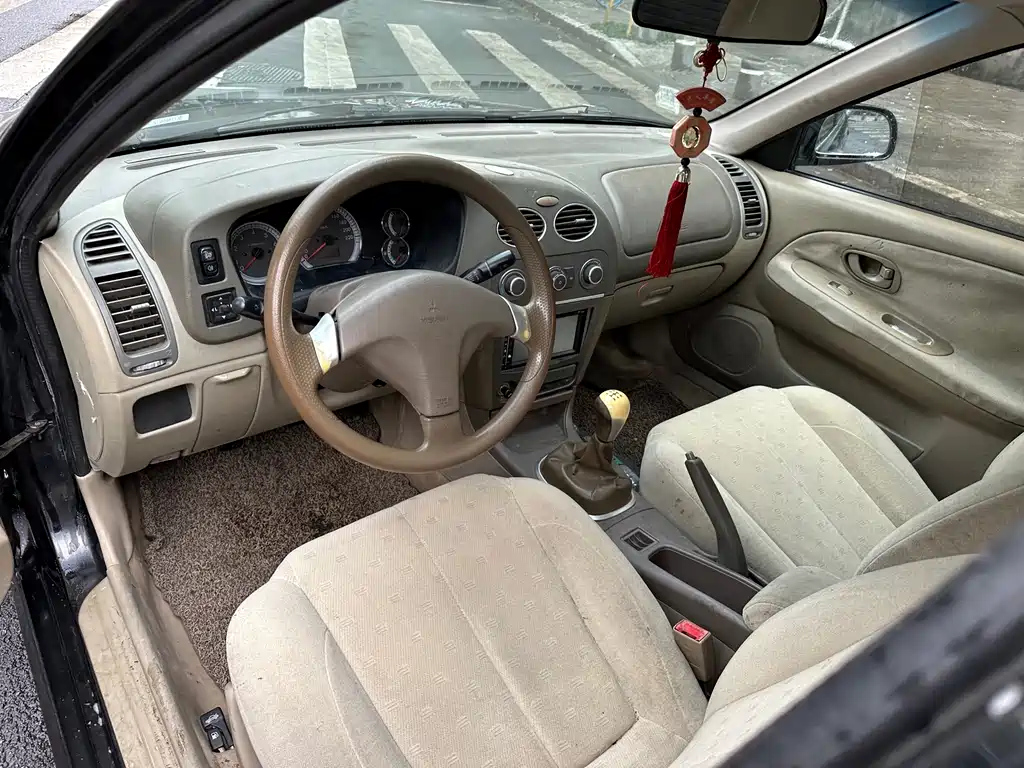 MITSUBISHI OTHER 2010