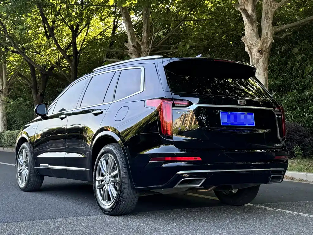 CADILLAC XT6 2021