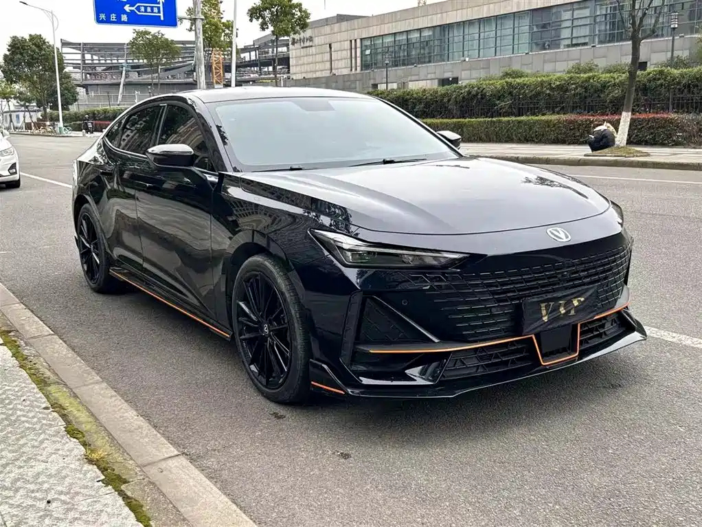 CHANGAN UNI-V 2023