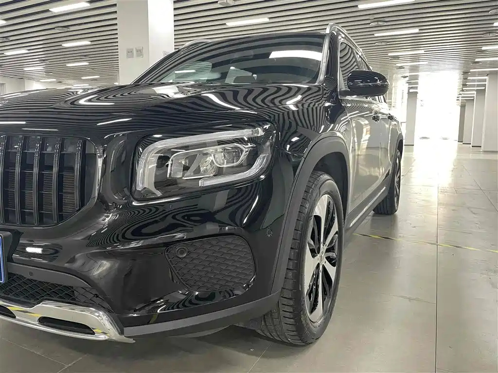MERCEDES BENZ GLB 2021