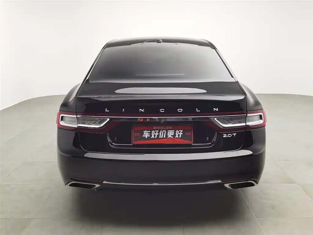 LINCOLN CONTINENTAL 2018