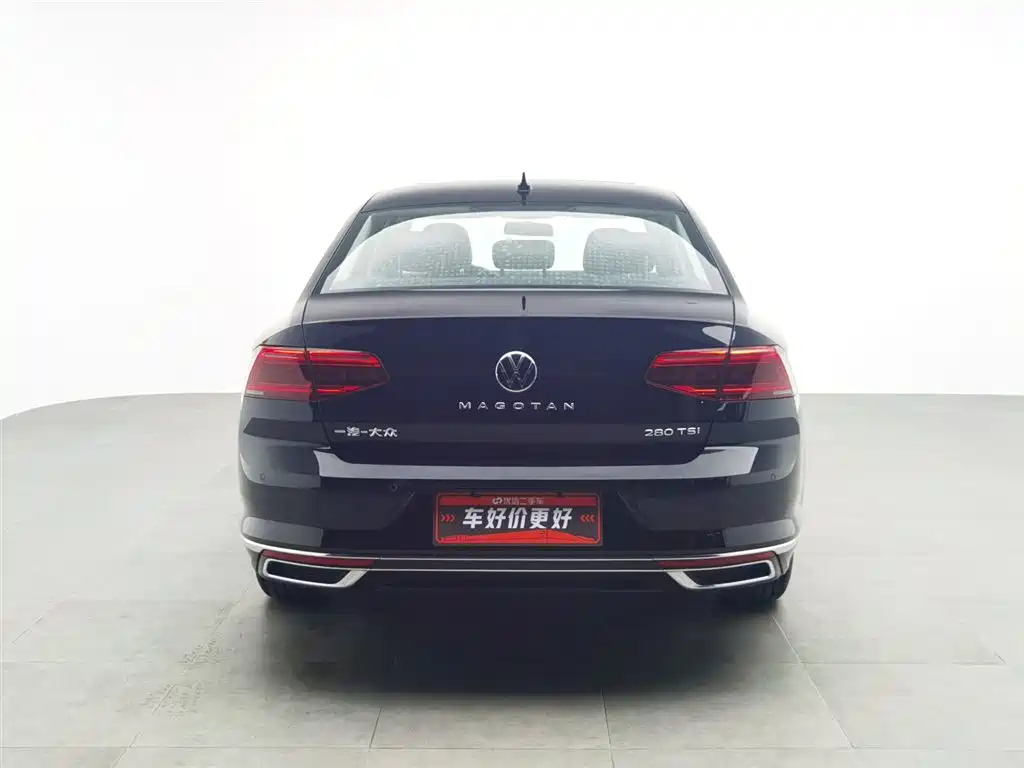 VOLKSWAGEN MAGOTAN 2022