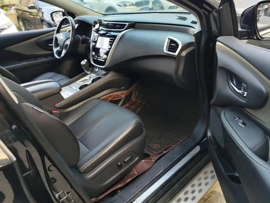 NISSAN MURANO 2017