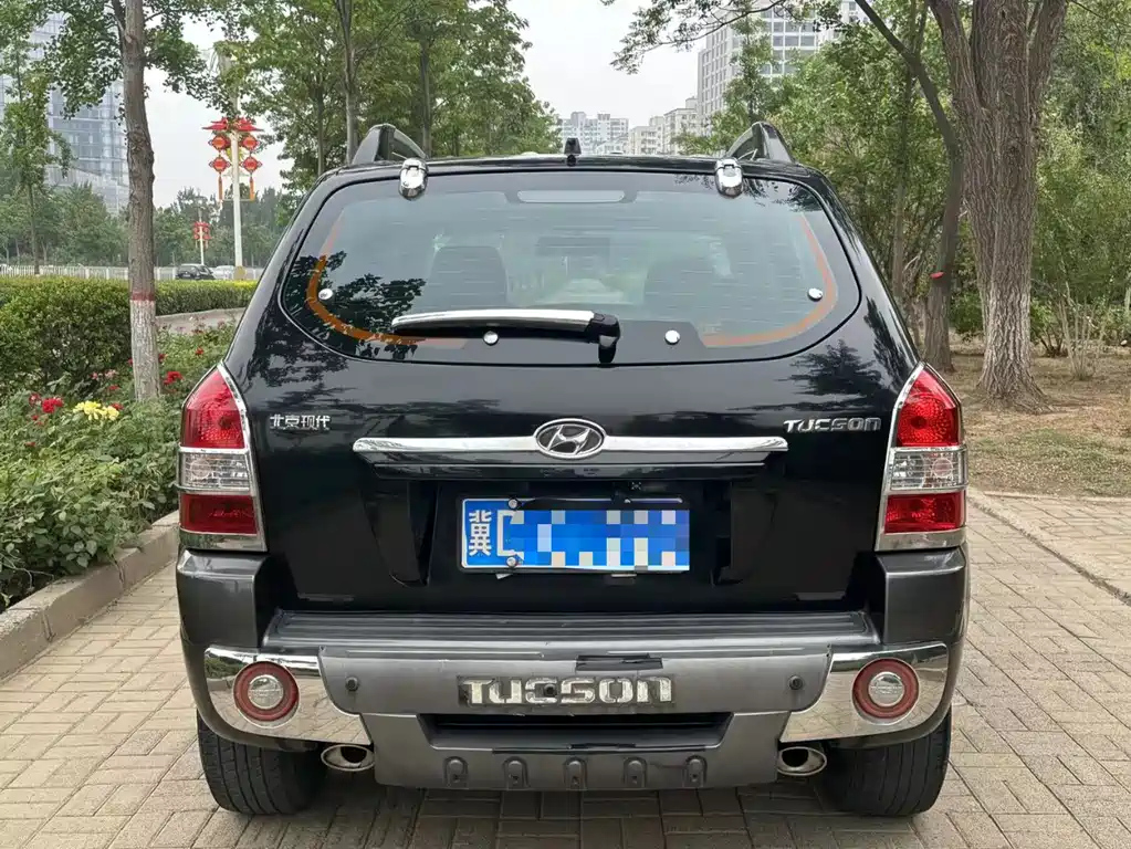 HYUNDAI TUCSON 2010