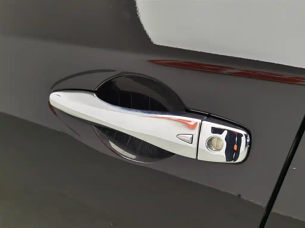 NISSAN TEANA 2018
