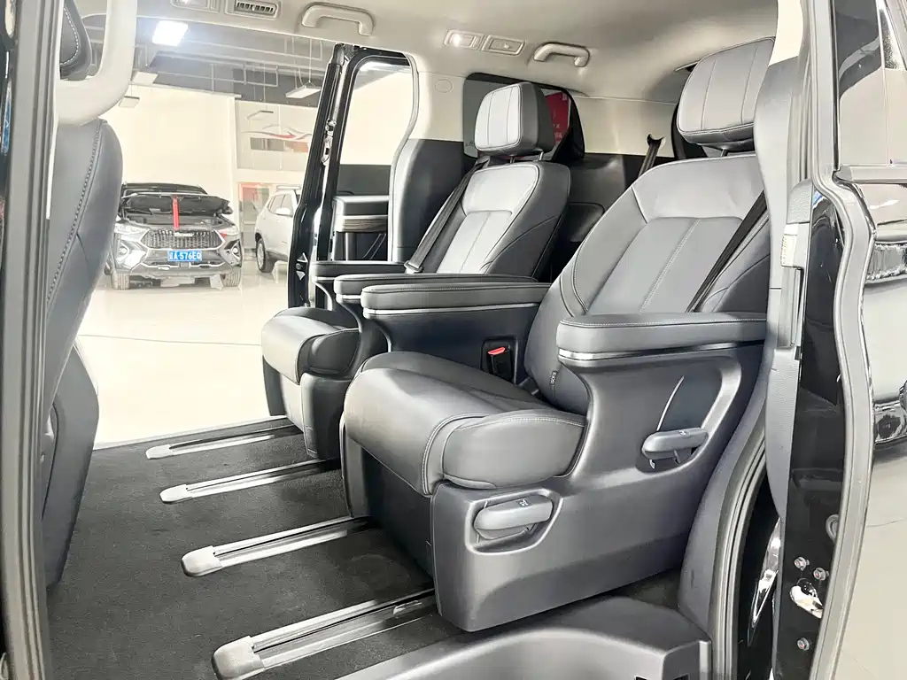 TRUMPCHI M8 2023