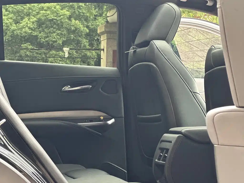 CADILLAC XT4 2020