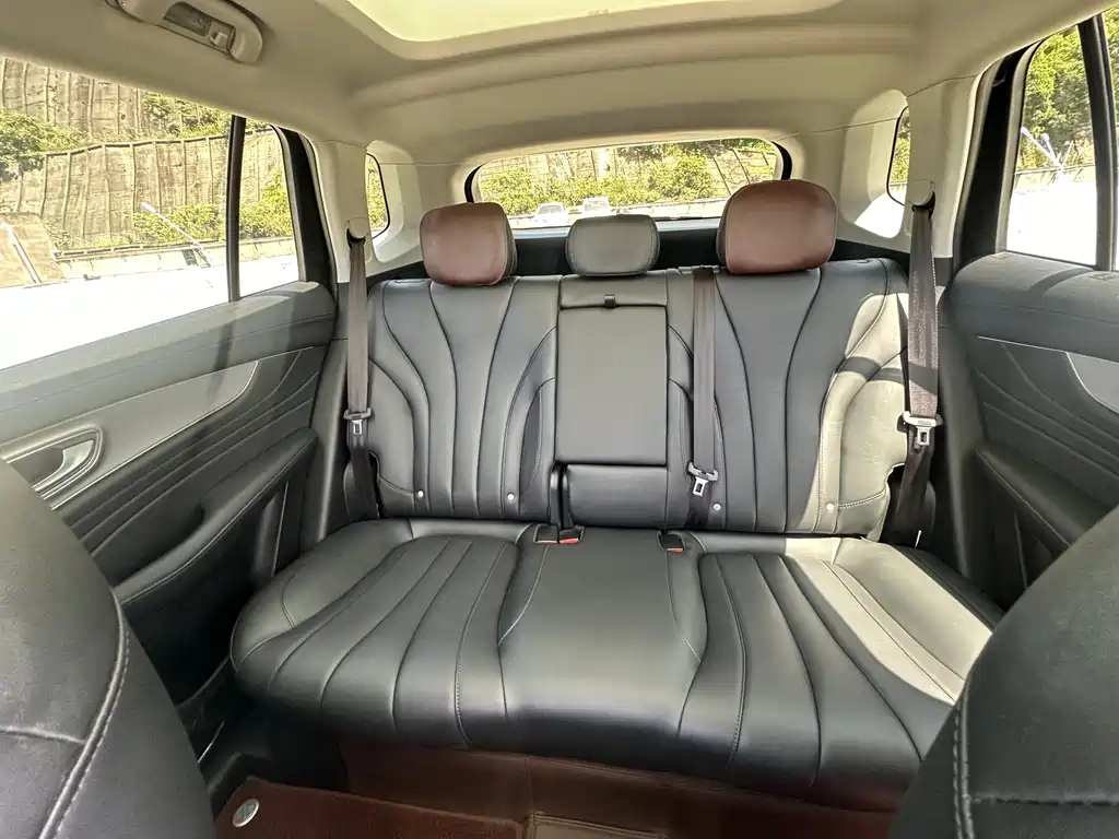 ROEWE RX5 MAX 2021