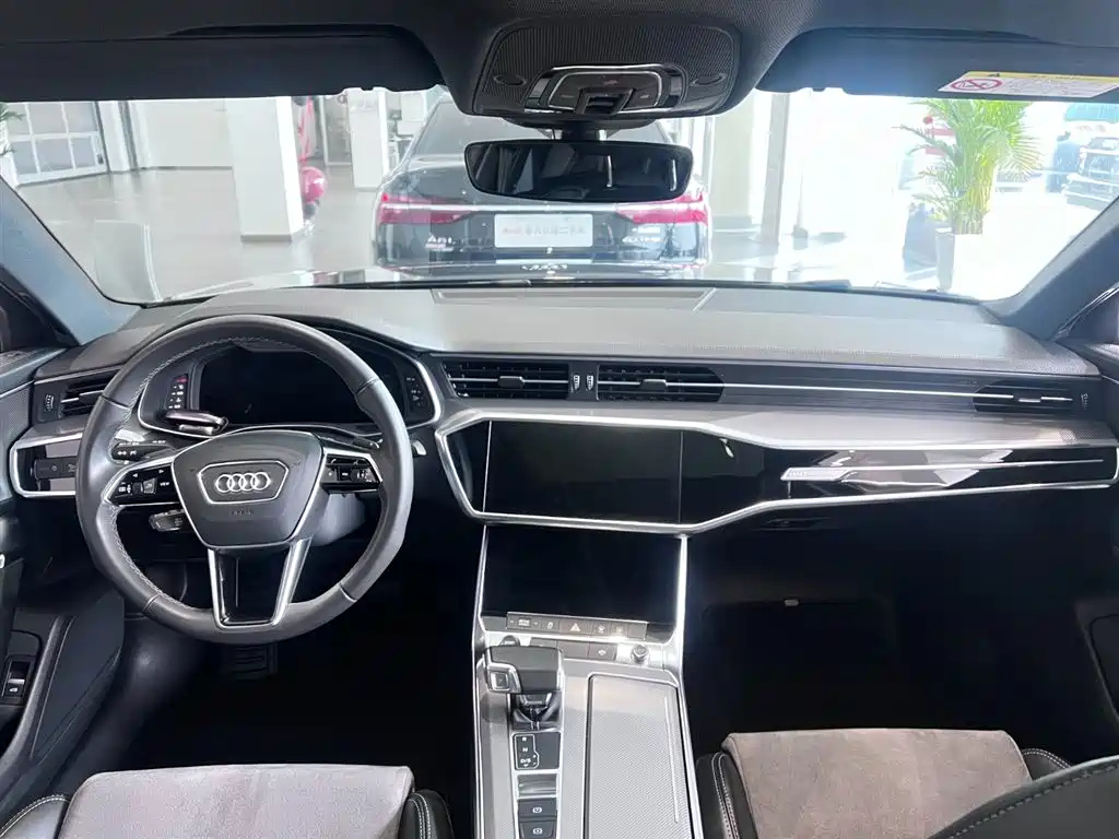 AUDI A6L 2021