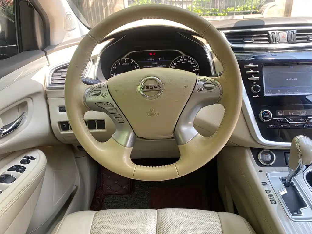 NISSAN MURANO 2018